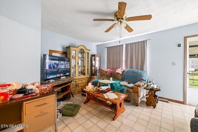 Welcome to this property, which includes 439 and 447 Rogerston - photo 23