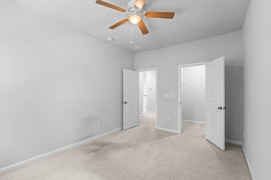 Welcome to Belle Harbor Townhomes! This beautifully maintained - photo 28