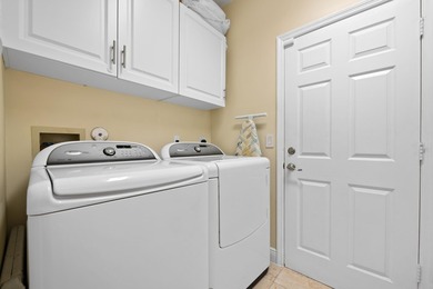 This beautifully maintained home features a brand-new roof - photo 32