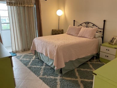 Welcome to this charming 2-bedroom, 2-bathroom villa in Delray - photo 9