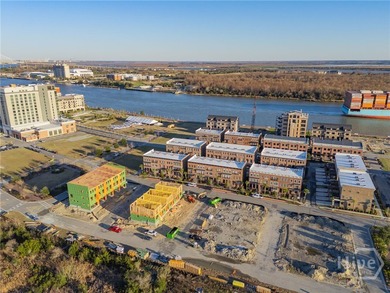 Experience an exceptional opportunity to live and play in - photo 2