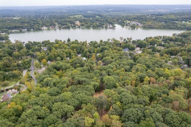 Beseck Lake Acreage For Sale in Middlefield Connecticut