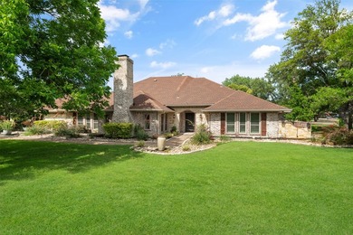 Price improvement on this uniquely updated Tuscan style home - photo 3