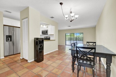 Discover this charming 1 bedroom, 1 bathroom condo in a prime - photo 7