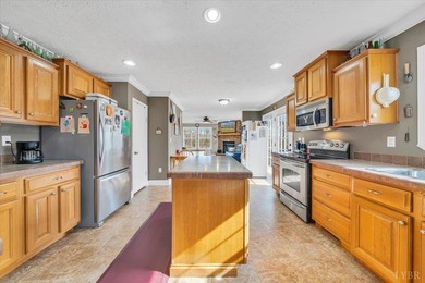 Effortless one-level living on over two acres in this - photo 11