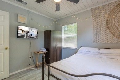 Step inside 123 Oconee St and discover a charming 2-bedroom - photo 18