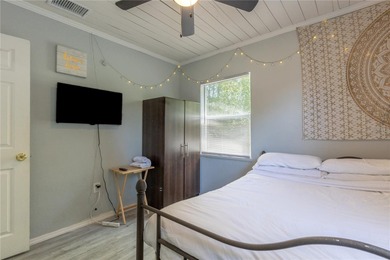 Step inside 123 Oconee St and discover a charming 2-bedroom - photo 19