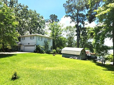 Spacious WATERFRONT home on two DEEP WATER lots! Upon entering - photo 23