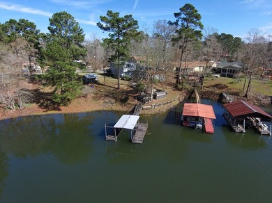 Spacious WATERFRONT home on two DEEP WATER lots! Upon entering - photo 27