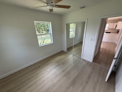The house qualifies for all windstorm credits. Stunning - photo 27