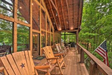 Lake Nantahala Home For Sale in Nantahala North Carolina