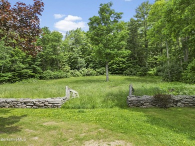 A DRILLED WELL, A COMPLETE 6 BEDROOM SEPTIC SYSTEM, A HORSE BARN - photo 4