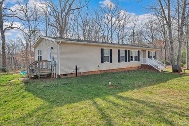 Effortless one-level living on over two acres in this - photo 40