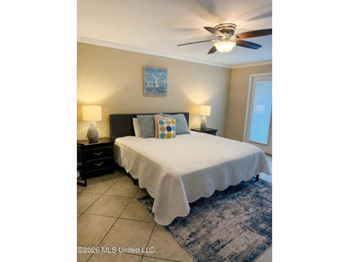 Beautiful 2 bedroom 2 bathroom, FULLY FURNISHED, TURNKEY condo - photo 5