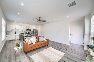 Canyon Lake Home For Sale in Canyon Lake Texas