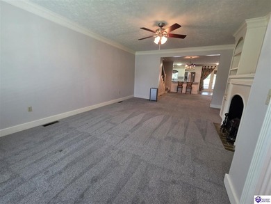 Motivated Seller! One Year Home Warranty! Welcome to 102 Regency - photo 13