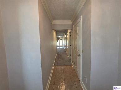 Motivated Seller! One Year Home Warranty! Welcome to 102 Regency - photo 15