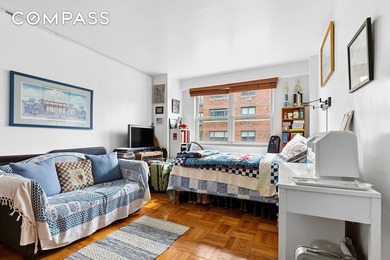 Some apartments stop you the moment you walk in. This is one of - photo 15