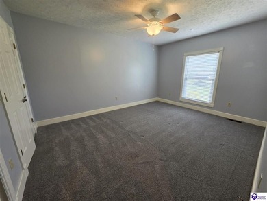 Motivated Seller! One Year Home Warranty! Welcome to 102 Regency - photo 16