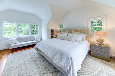 Set on 1.7 acres just minutes from East Hampton Village Main - photo 22