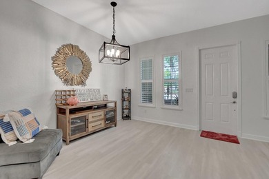 Modern, Move-In Ready Townhome in Central Park - Low HOA, Prime - photo 6