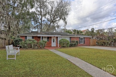 All Brick 3 Bedroom, 2 Full Bath Home located in great and - photo 3