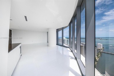 Sky-High Luxury | Line 07

Experience elevated living in this