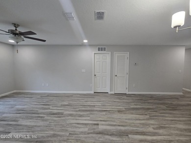 Adorable new 3-bedroom, 2 baths getting close to completion - photo 8