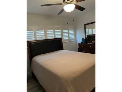 Is there a 4-bedroom home in Palm Beach County with acreage - photo 15