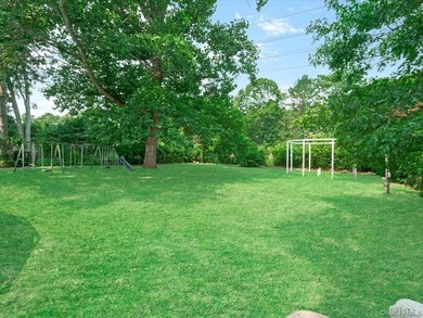 Welcome to 269 Carleton Dr E. Nice ranch located in a quiet - photo 19