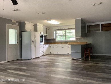 Have you been looking for a 4 bedroom 2 bath brick home with a - photo 3