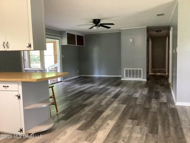 Have you been looking for a 4 bedroom 2 bath brick home with a - photo 6