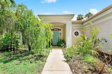 Welcome to your beautiful tranquil paradise and lush - photo 1