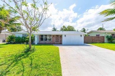 Beautifully updated and meticulously maintained home in a great - photo 1