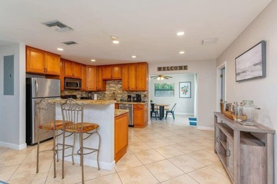 Beautifully updated and meticulously maintained home in a great - photo 5