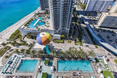 Come see this beautiful apartment with stunning ocean views in a