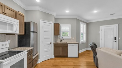 Stunning, Custom built, sprawling one-Level FULL brick & stone - photo 21