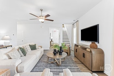 The Givens is a beautifully designed two-story home that blends - photo 4