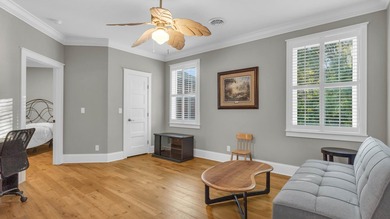 Stunning, Custom built, sprawling one-Level FULL brick & stone - photo 25