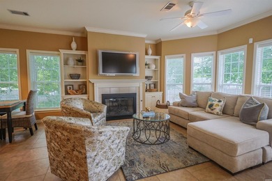 Elegant Cliffwood Estates Retreat With Extra Lot & Exclusive - photo 25
