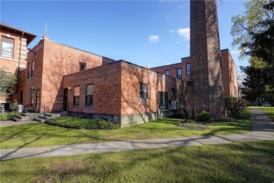 Experience effortless first-floor, maintenance-free living in - photo 30