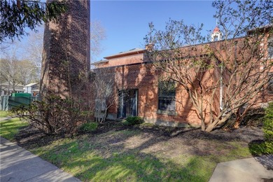 Experience effortless first-floor, maintenance-free living in - photo 31