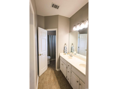 Elegant Cliffwood Estates Retreat With Extra Lot & Exclusive - photo 31