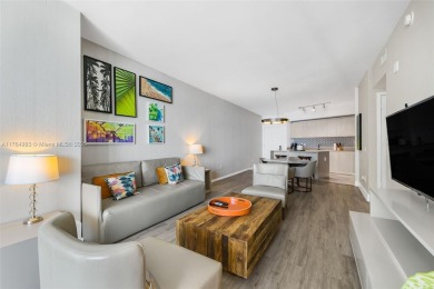 Come see this beautiful apartment with stunning ocean views in a