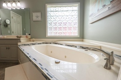 Elegant Cliffwood Estates Retreat With Extra Lot & Exclusive - photo 35