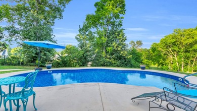 Stunning, Custom built, sprawling one-Level FULL brick & stone - photo 39