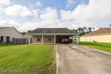 Nice 3b/2b home with a big, fenced backyard. Great floor plan - photo 3
