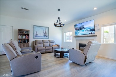 Welcome to 1317 W Shelton Way, a beautiful two-story home - photo 11