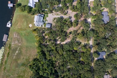Two parcels being sold together on Lake Athens with water - photo 9