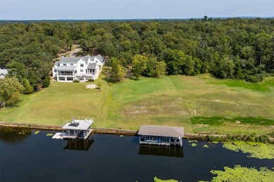 Two parcels being sold together on Lake Athens with water - photo 10